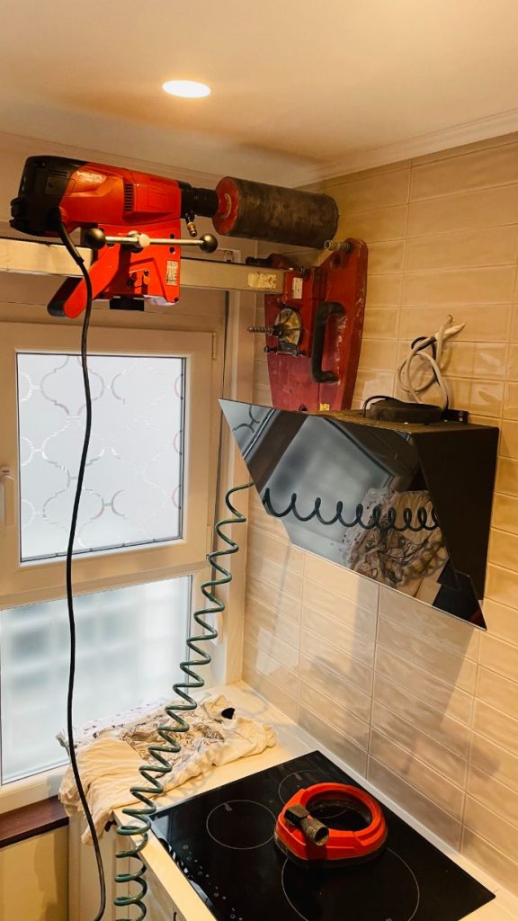 Sečenje betona u zatvorenom prostoru: Organizacija vode, zaštita enterijera i odvoz materijala